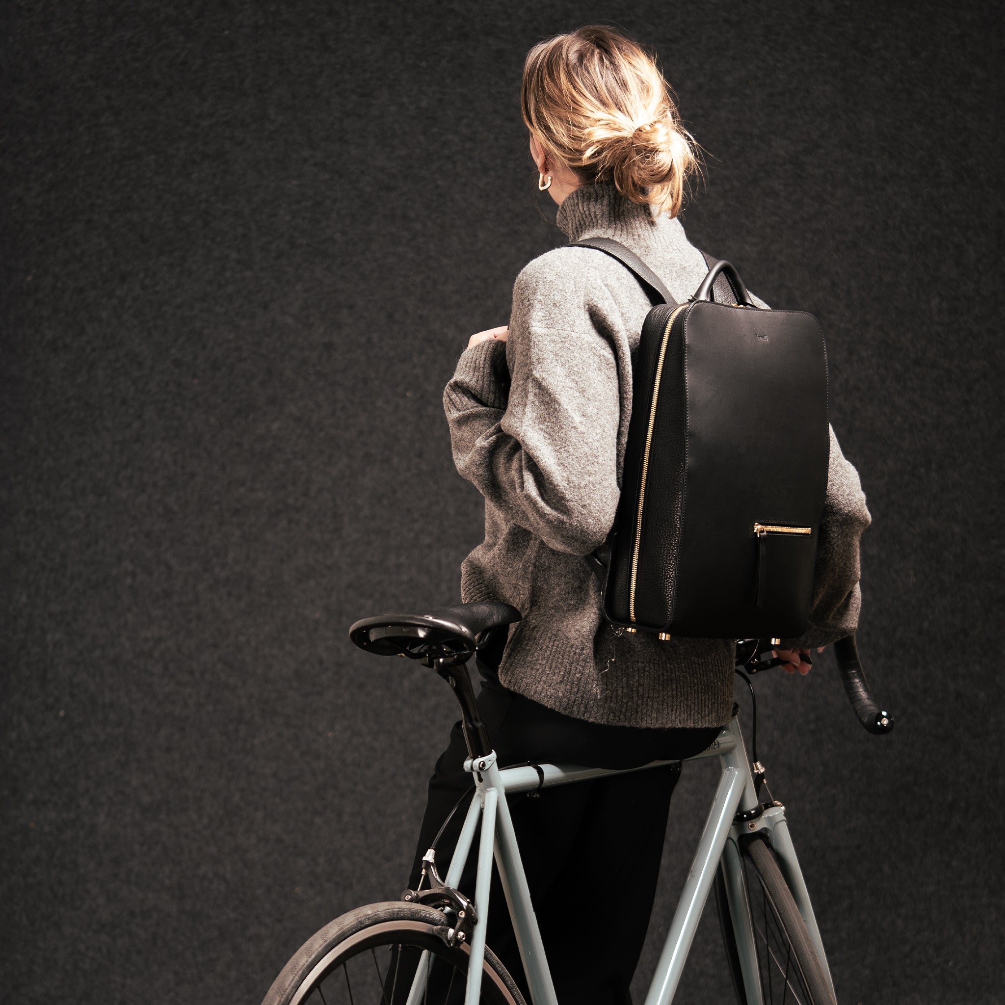 lundi Leather Backpack | Chiara Black