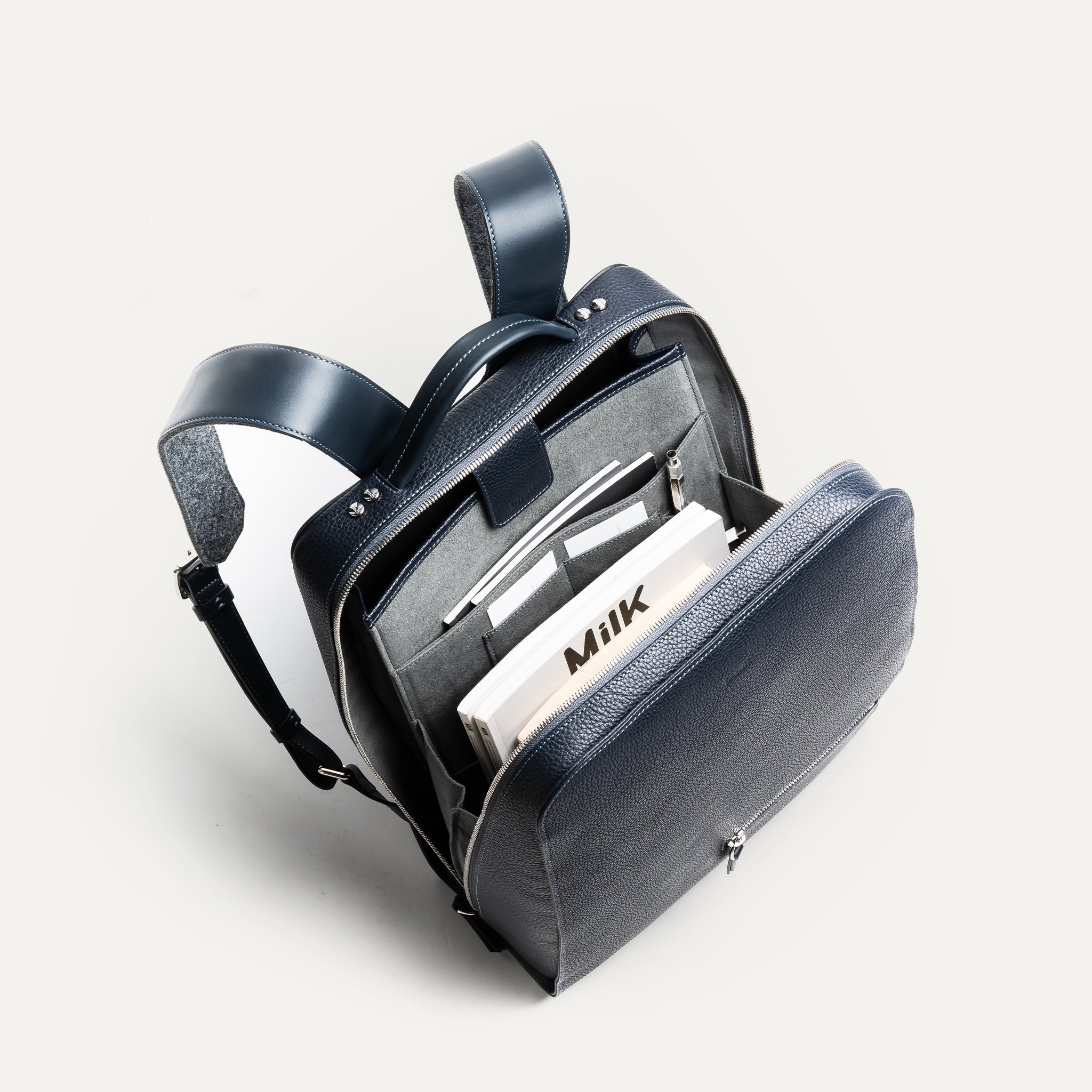 sac à dos homme travail avec des compartiments et rangements pratiques pour vos accessoires.