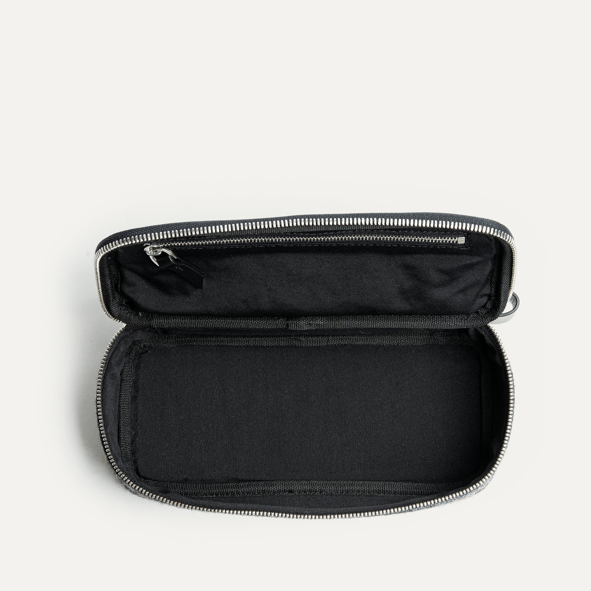 Trousse de toilette de luxe pensé par lundi