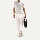 Attaché case lundi au design minimaliste, fonctionnel et élégant.