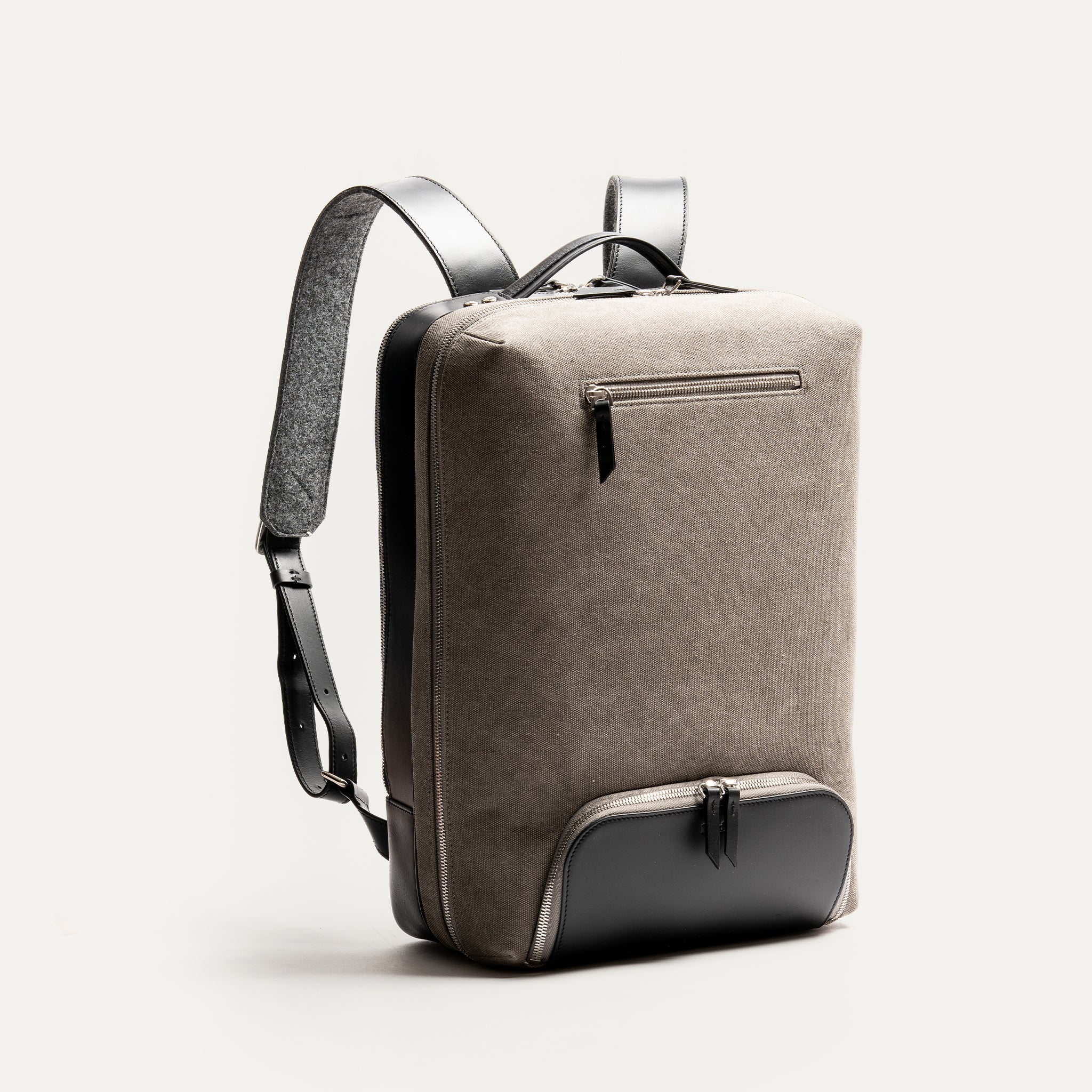 lundi 36-hour Backpack | ANTOINE Gray & Black