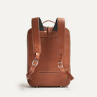 Sac à dos en cuir homme avec bretelles ajustables et poche passeport discrète à l’arrière