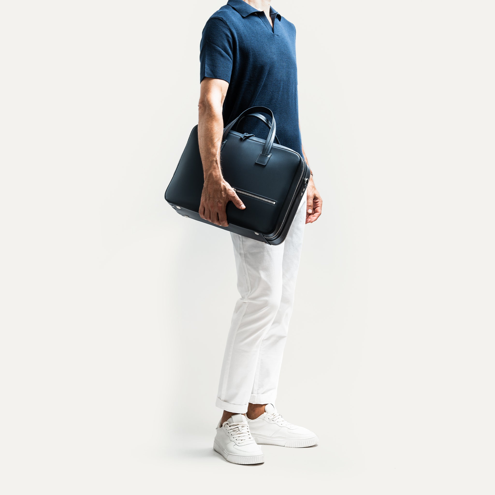 Sac cuir homme robuste et élégant