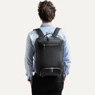 Sac à dos luxe homme en cuir, parfait pour un look professionnel et transporter ses affaires de travail