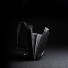 sac à dos en cuir ouverture large, parfait pour le travail et les déplacements.