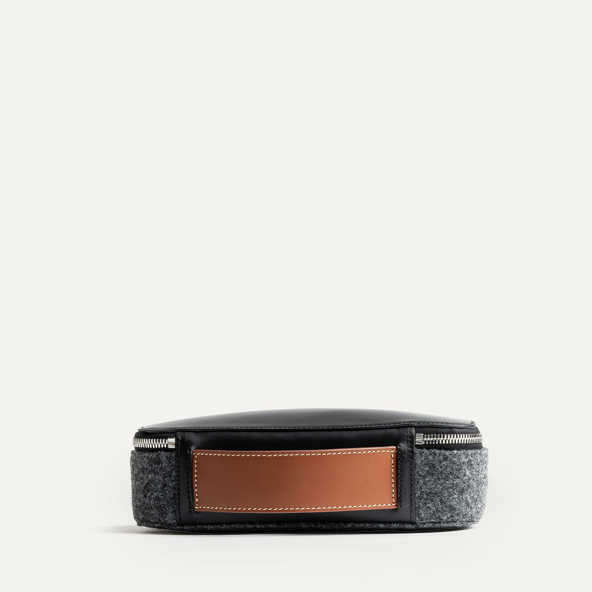 Trousse de toilette de luxe pensé par lundi