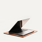 Sous main cuir élégant et minimaliste