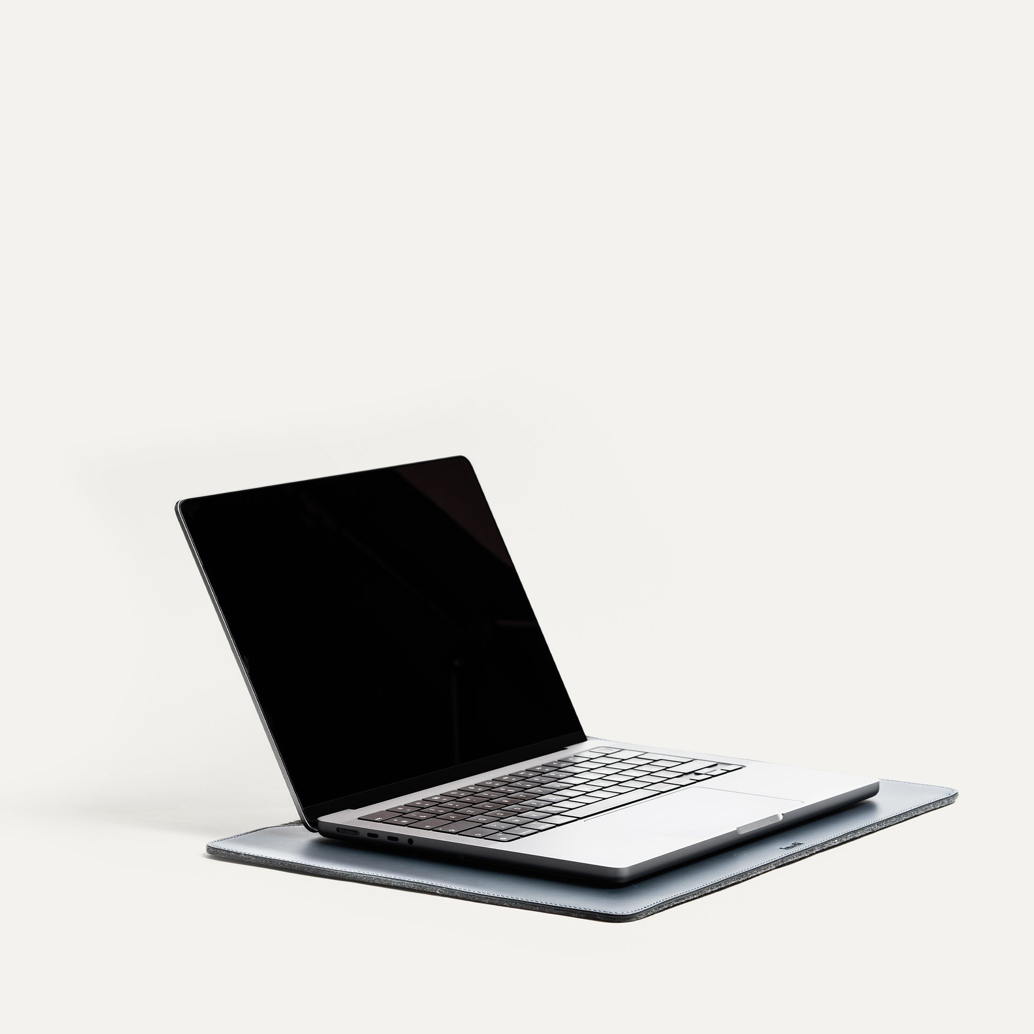 Leather desk pad in navy bleu