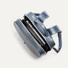 Sac à dos de voyage homme avec grande ouverture et rangements bien pensés par lundi.