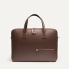 Briefcase pensé pour durer une vie avec des finitions en laiton.