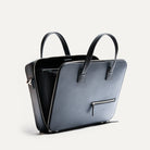 Porte document ouvert avec un compartiment pour ordinateur.