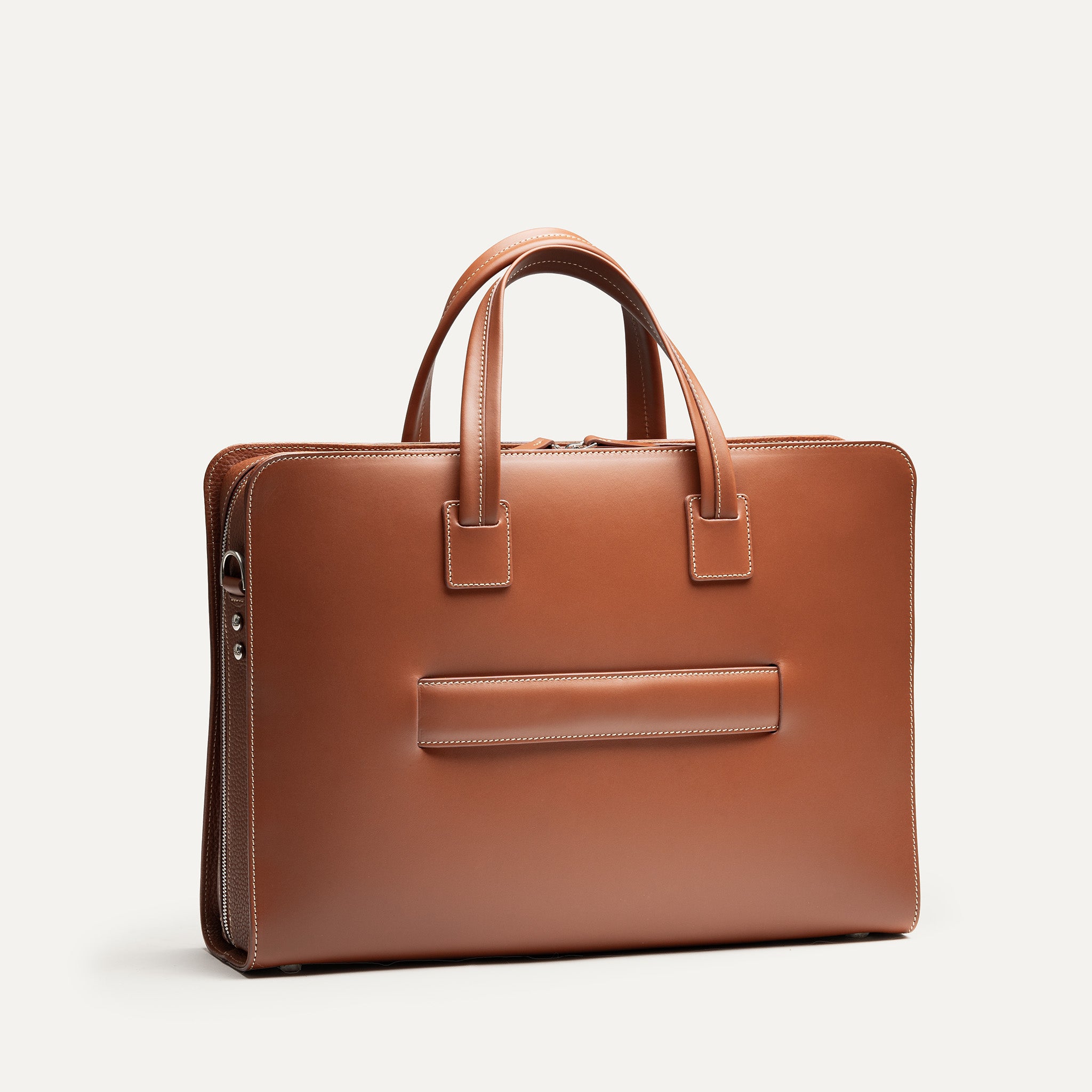 Sac homme travail en cuir de couleur cognac.