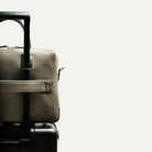 Porte-documents en toile kaki et cuir noir lundi