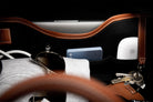Leather travel bags for men designed by lundi to be elegant and ultra functional with a compartment for your accessories and belongings.