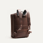 Sac à dos en cuir équipé d'une sangle valise de la marque lundi