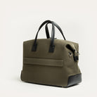 Sac de voyage cabine équipé d'une passant trolley à l'allure élégant et aux fonctionnalités pensé par lundi pour les voyageurs.