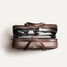 Sac ordinateur spacieux avec poche matelassée idéal pour porter vos affaires de bureau.
