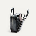 Attaché case TILIO II équipé d’une longue poche intérieure zippée doublée mesh pour les sous-vêtements