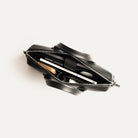 Intérieur fonctionnel du cartable cuir homme, avec compartiments optimisés pour ordinateur, chargeur, carnet et accessoires.