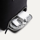 sac à dos pour ordinateur avec poche basse pour accessoires tech et chargeurs.