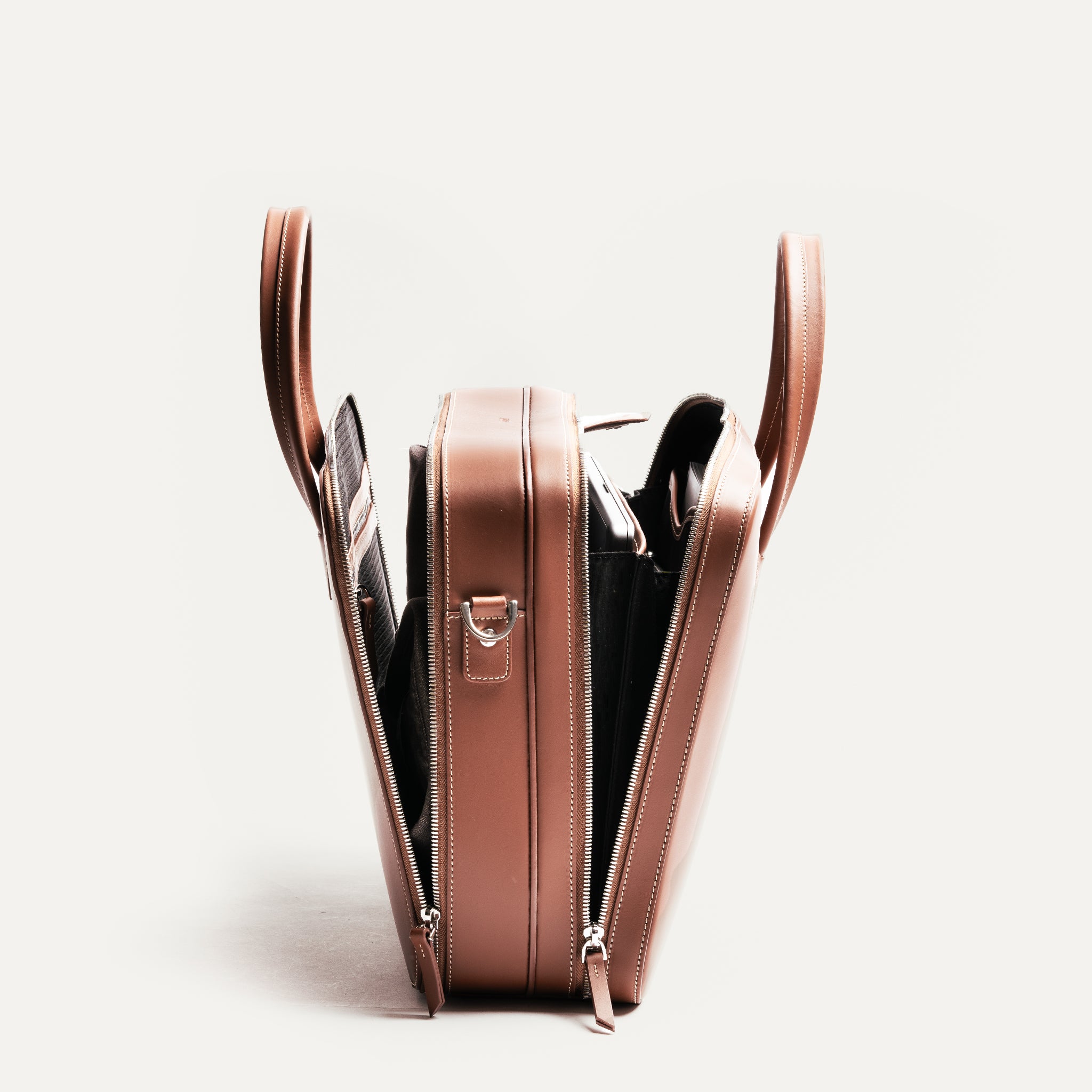 Video porte documents lundi Bellecourt Cognac