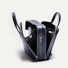 Sac cuir homme 36 heures lundi en cuir marine, doté d’un compartiment dressing et office.