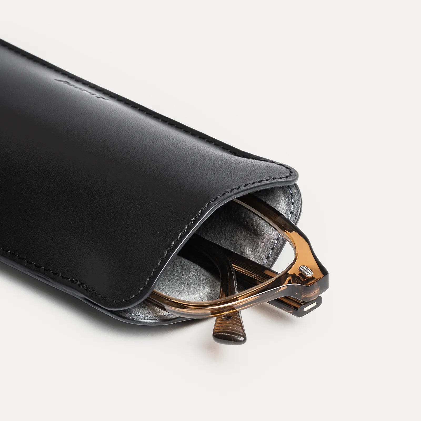 Etuis à lunettes en cuir