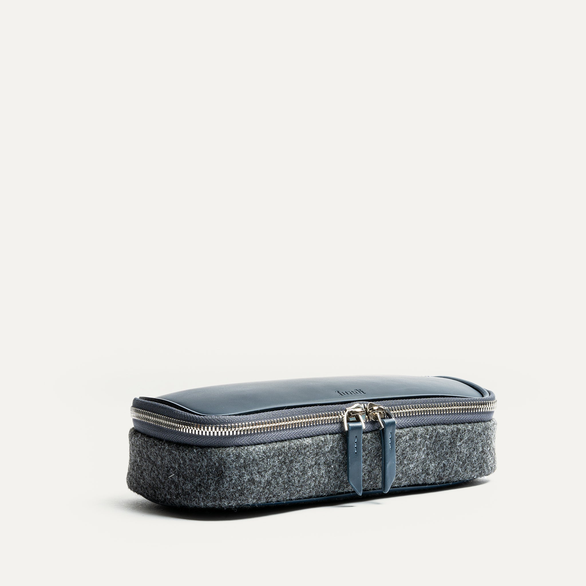 lundi Toiletry Bag | JULIET Navy