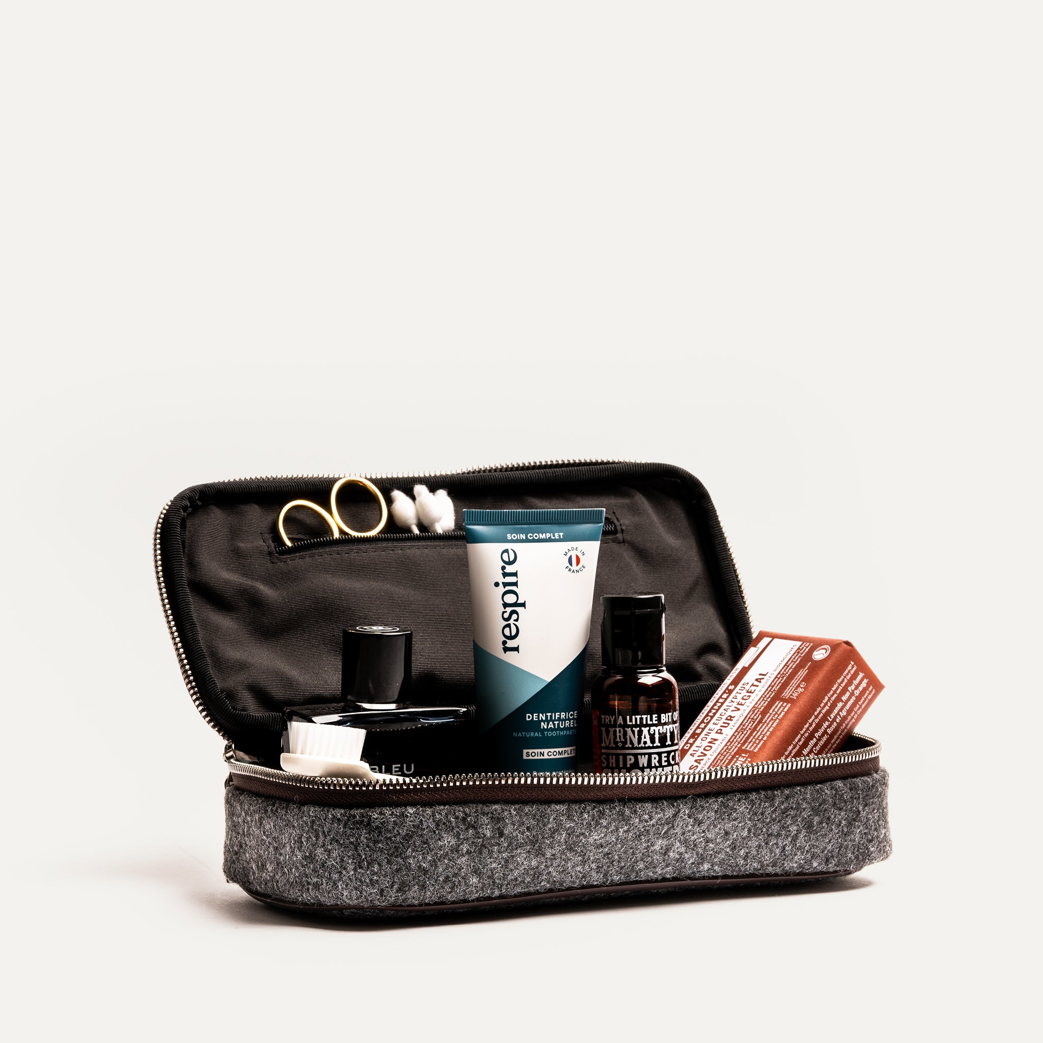 lundi Toiletry Bag | JULIET Brown