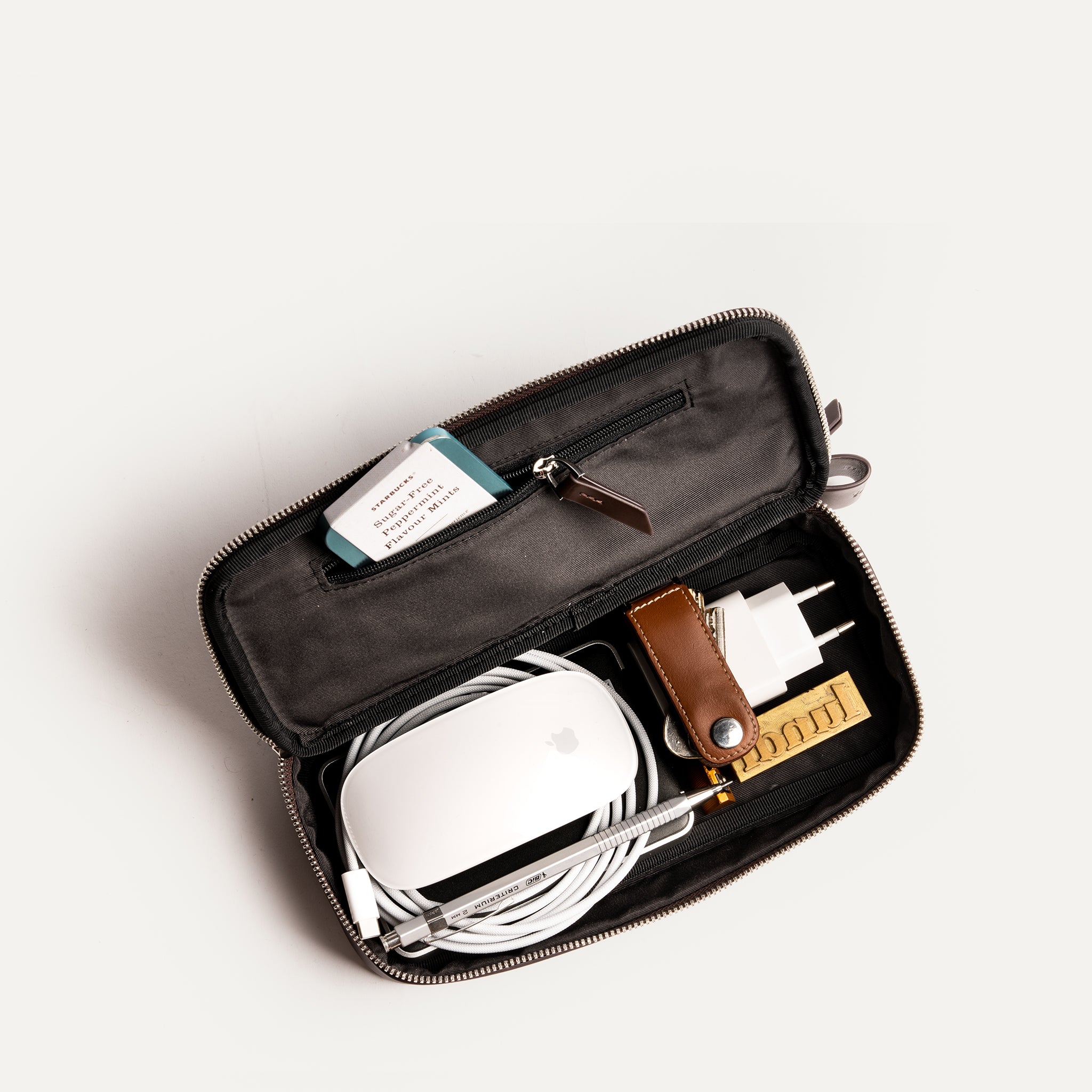 lundi Toiletry Bag | GINA Brown