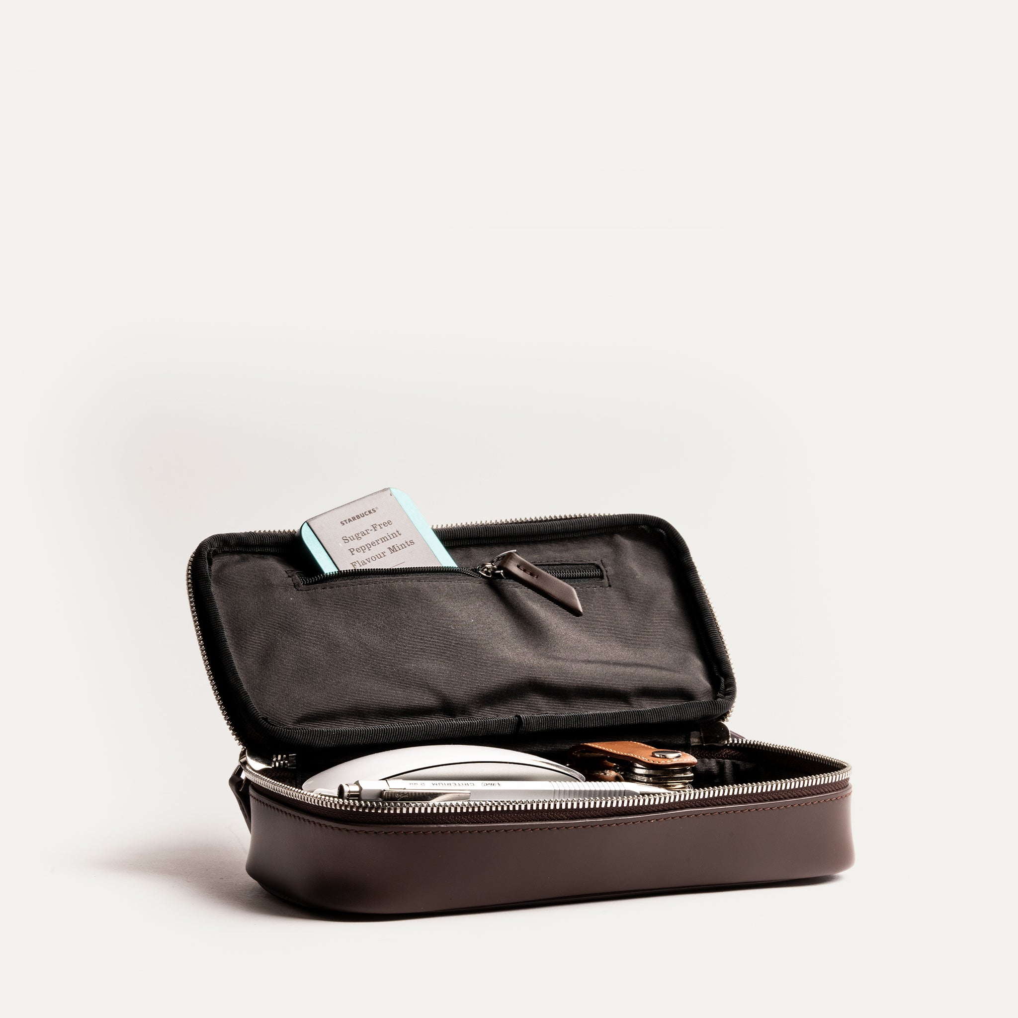 lundi Toiletry Bag | GINA Brown