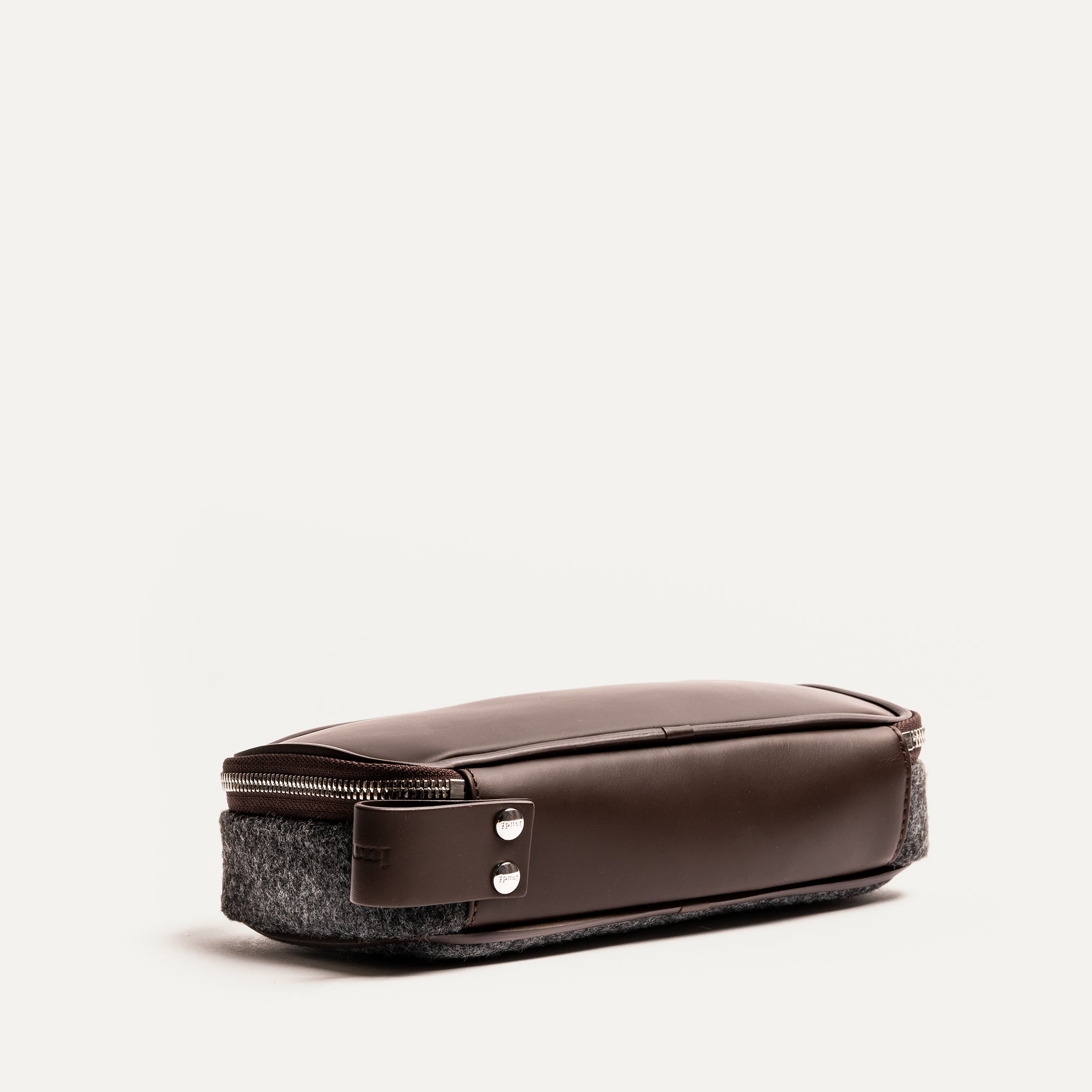 lundi Toiletry Bag | JULIET Brown