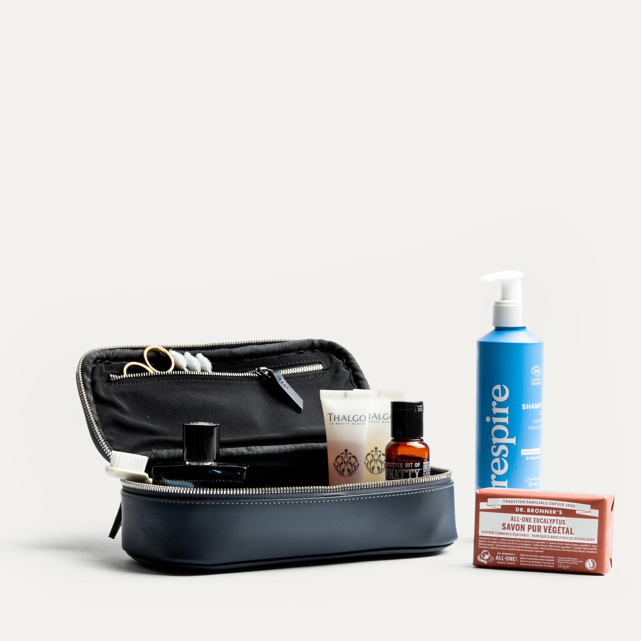 lundi Toiletry Bag | GINA Navy