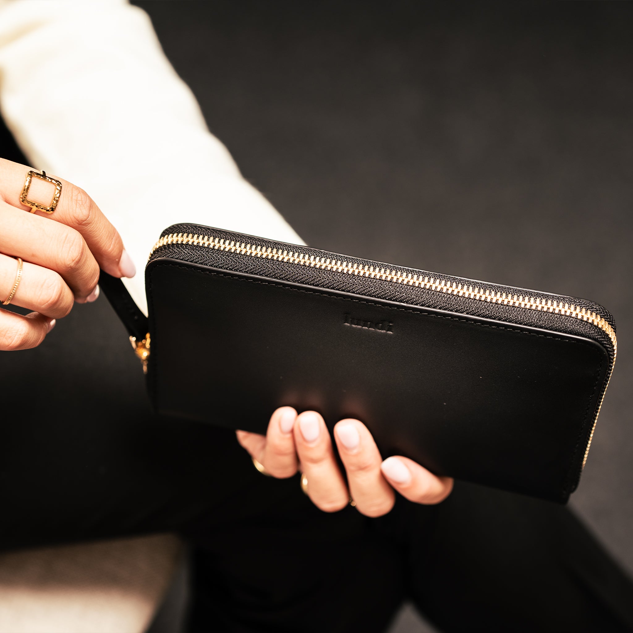 lundi Women Leather Wallet | Stella Black