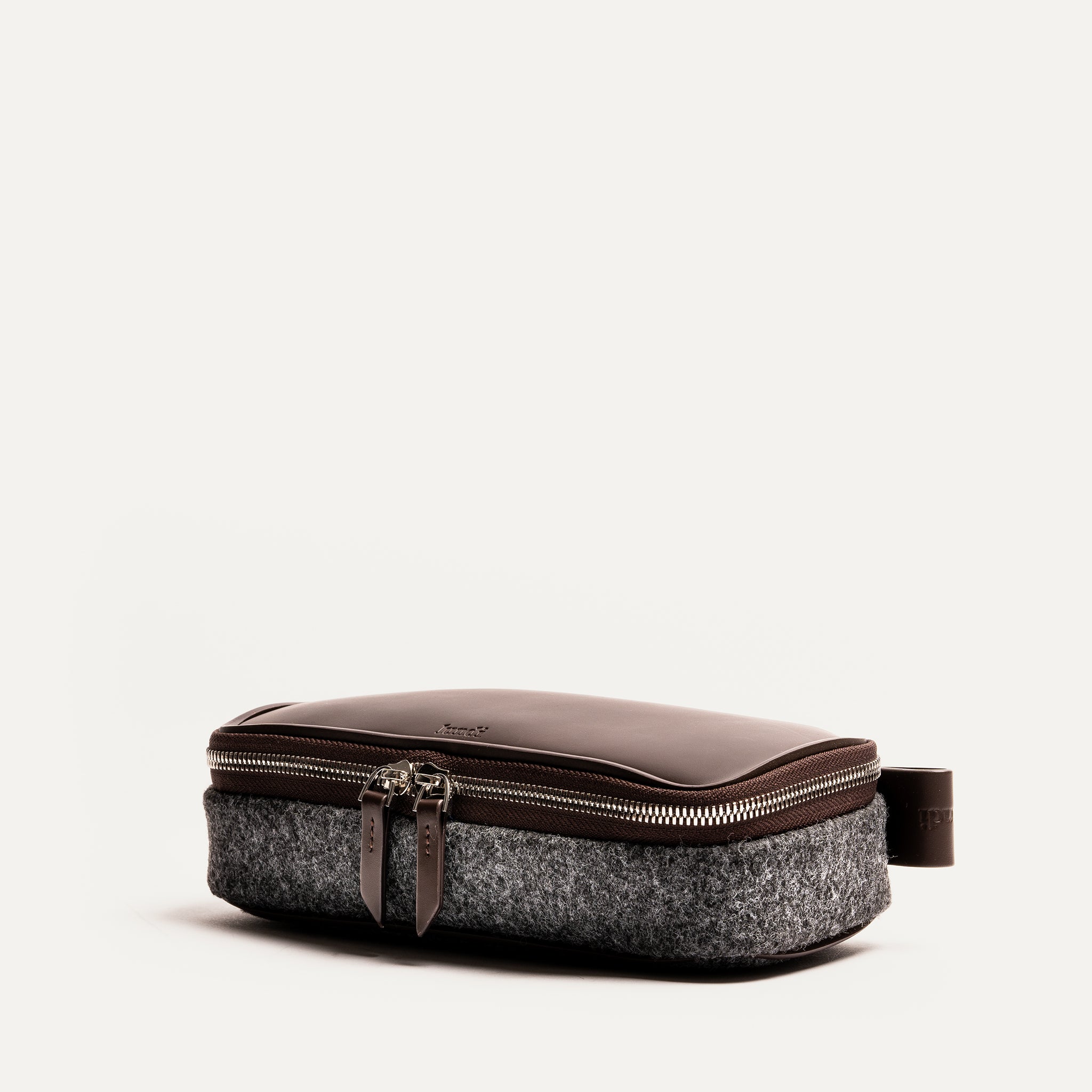 lundi Toiletry Bag | JULIET Brown