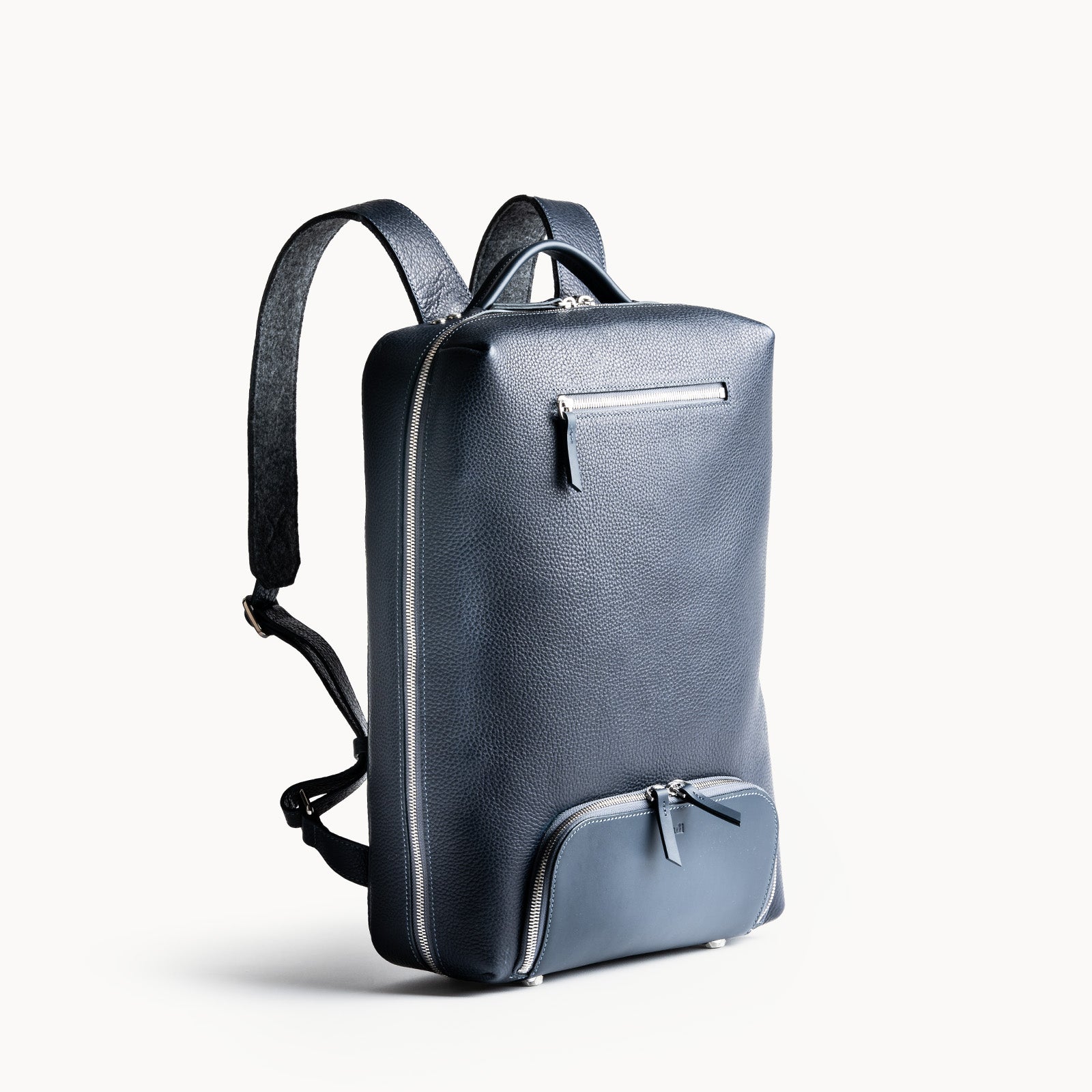 designer black leather backpack silver zippers Grained ~ GIANI Bag Nordstrom Store Nordstrom back to school gifts Size:SE500FJ 000 meals donated so