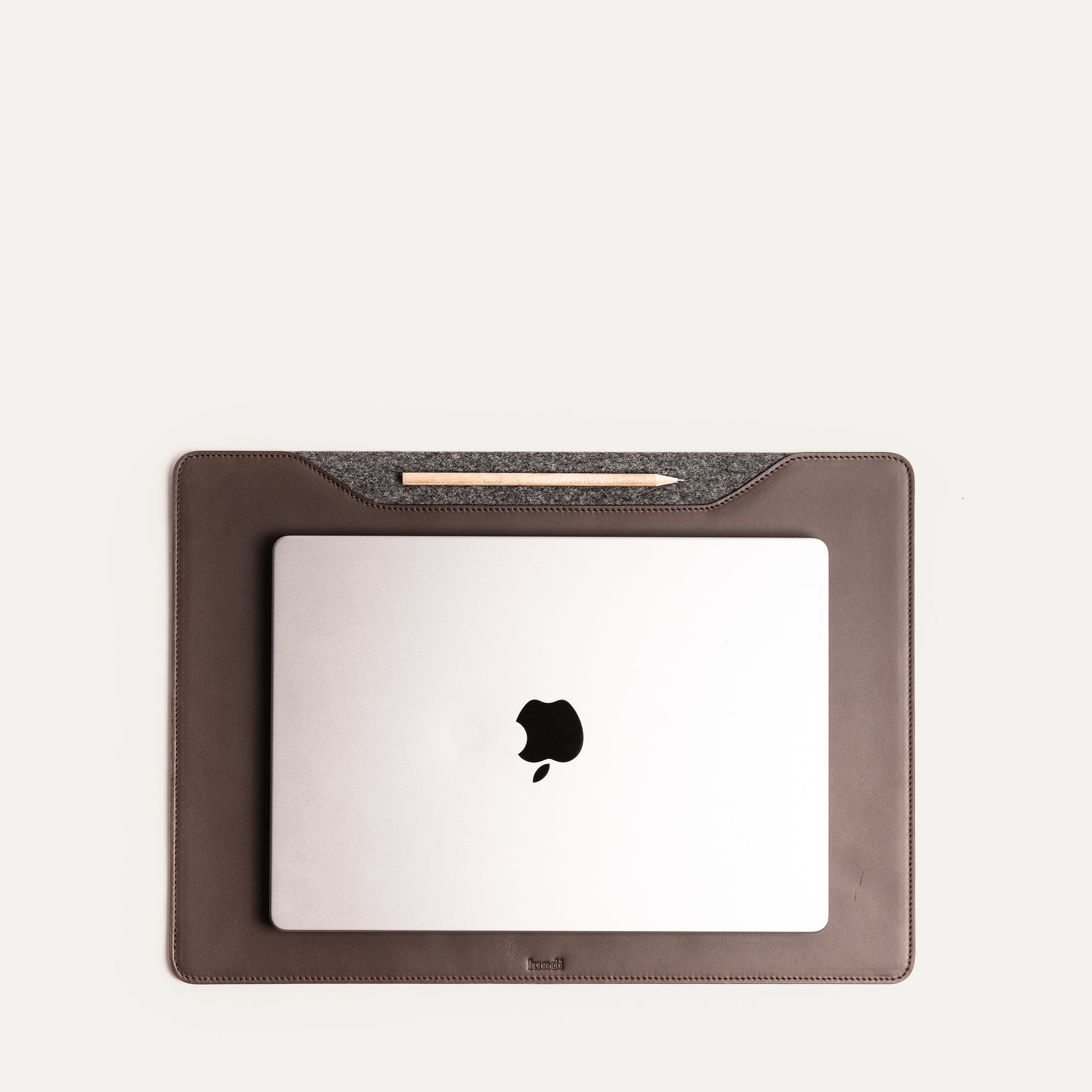 Leather Desk Mat - M Size | LEO Chestnut