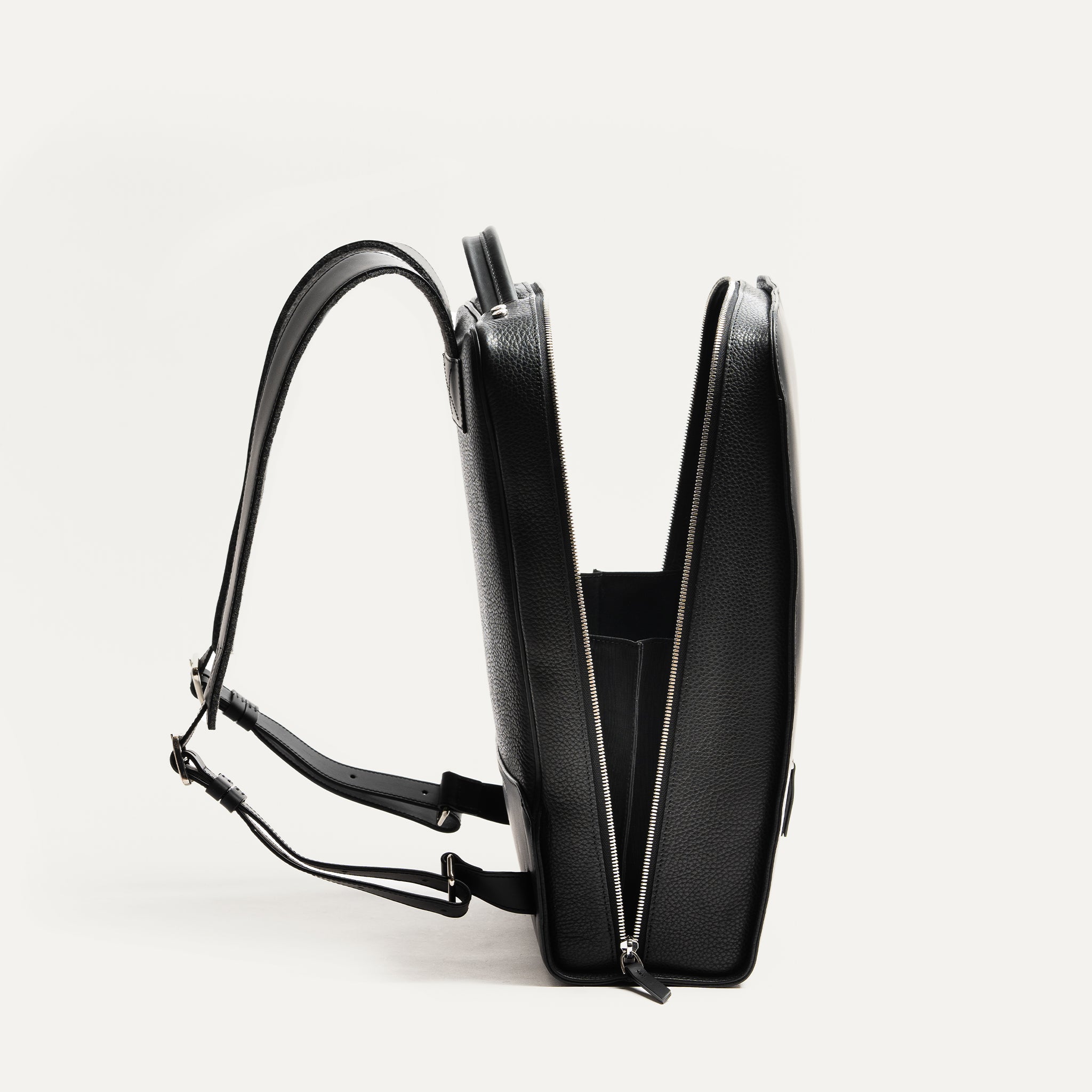 lundi Leather Backpack | MATTEO Black