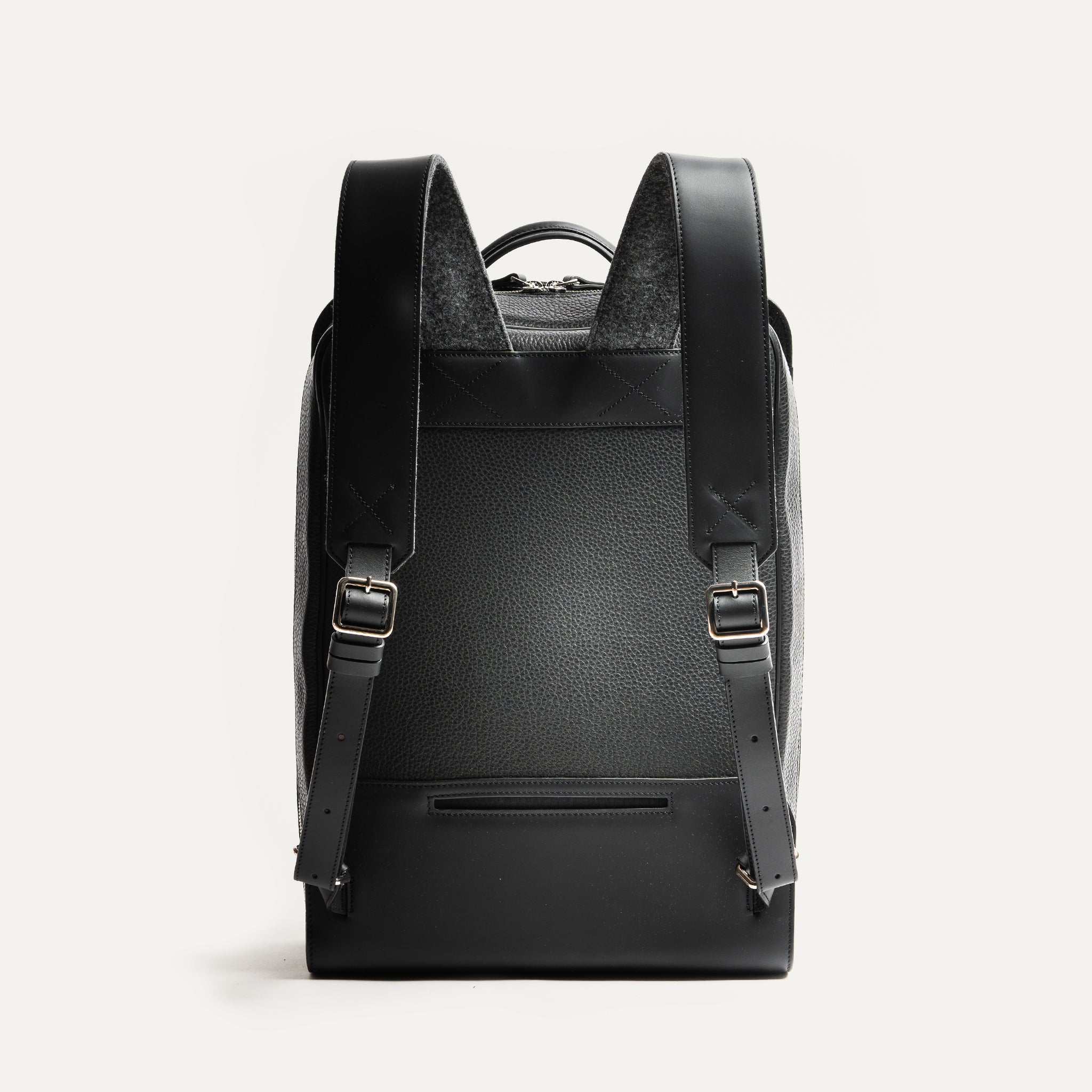 MATTEO, Black | lundi Leather Day Backpack
