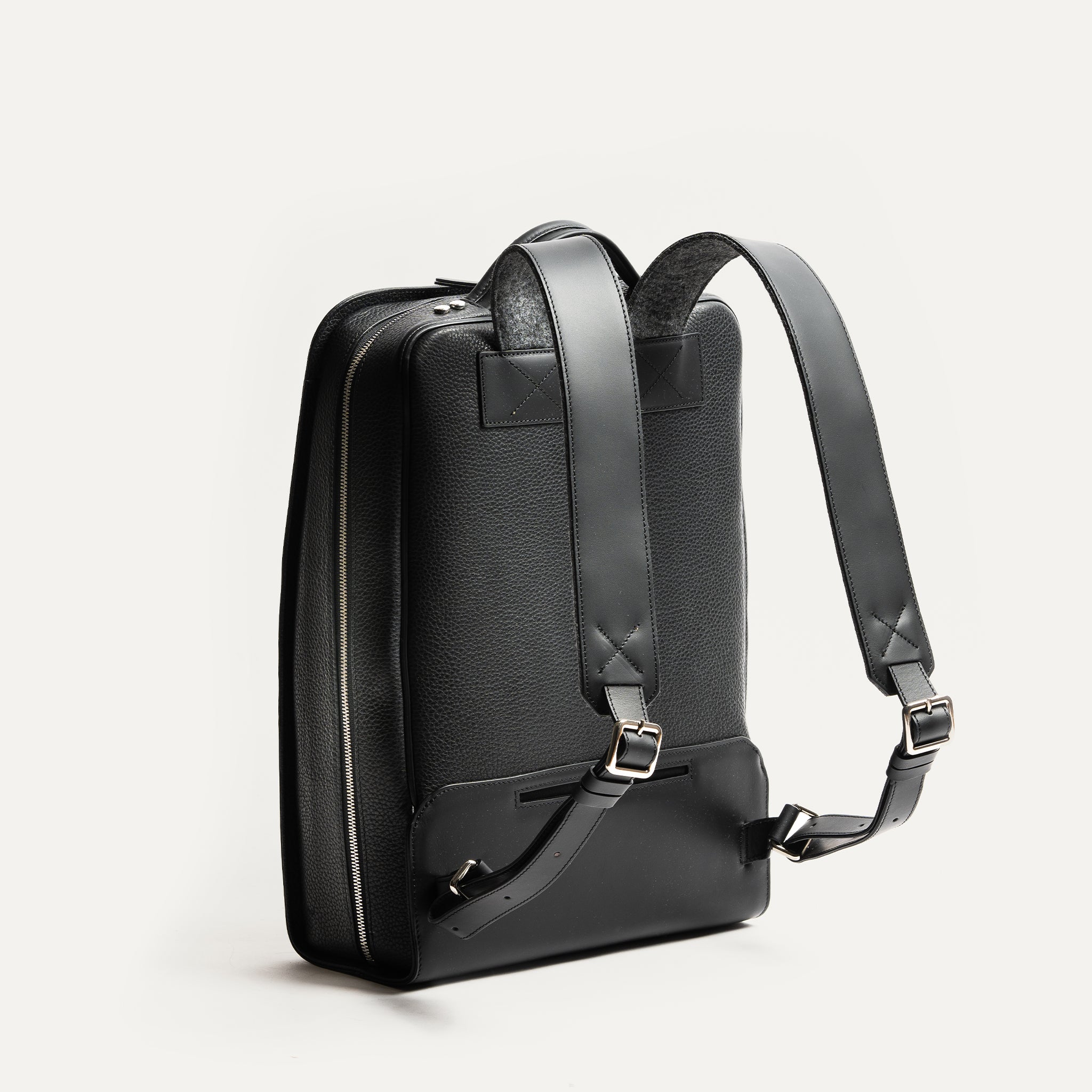 MATTEO, Black | lundi Leather Day Backpack