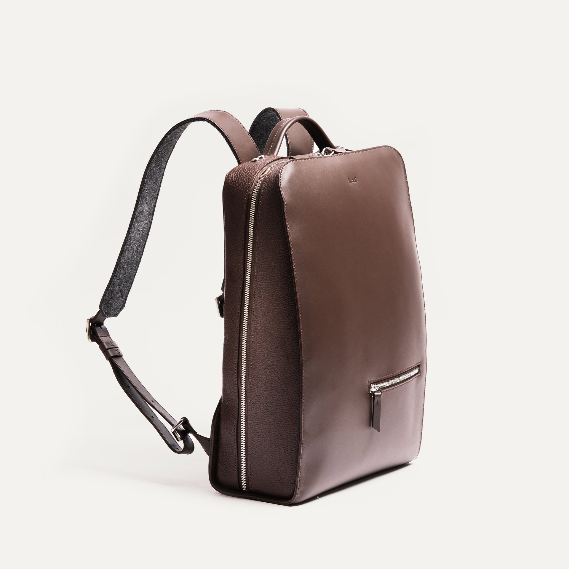 Sac à dos en cuir lisse marron pour ordinateur 13 à 16 pouces lundi