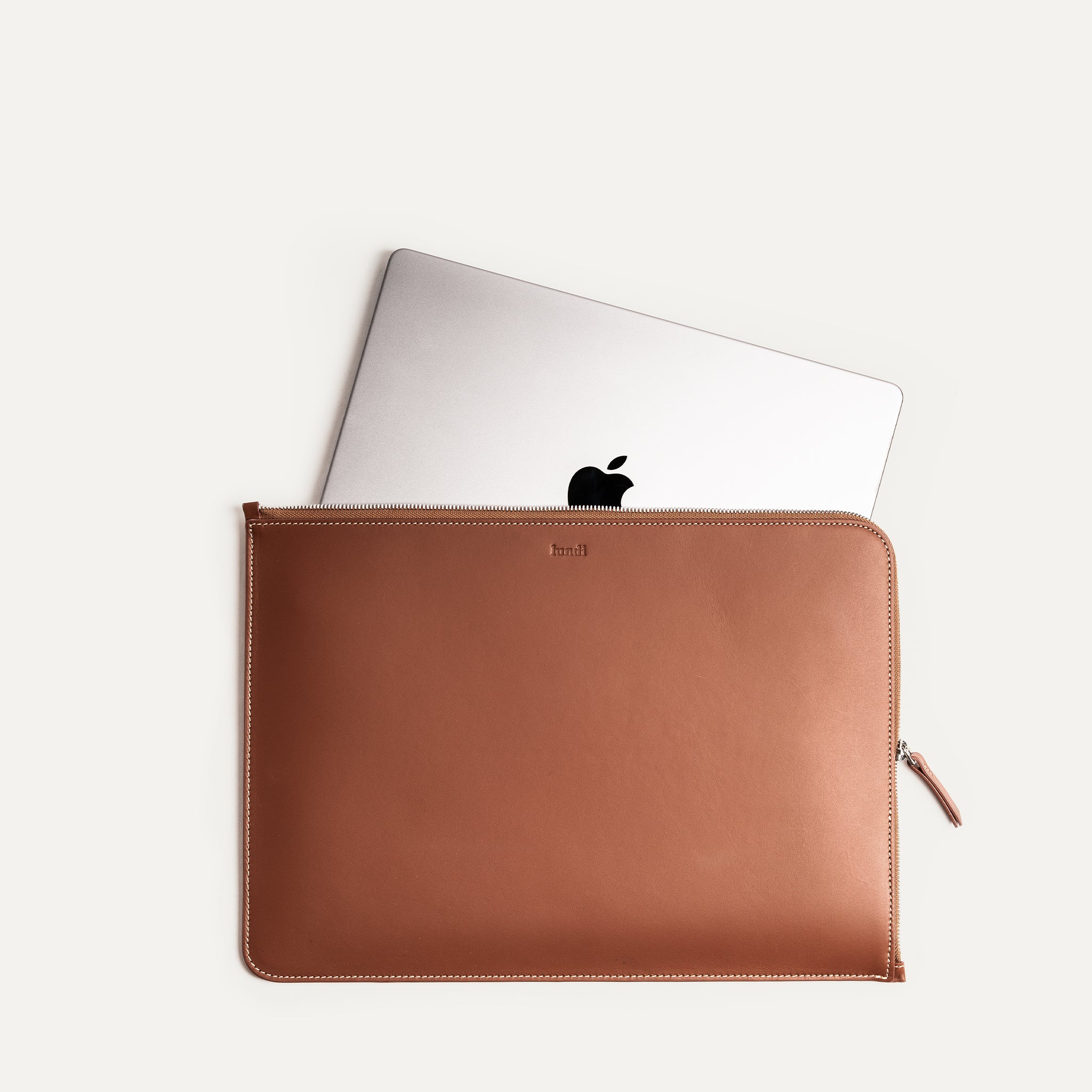 13 and 14-inch leather laptop sleeve| MAYA Cognac