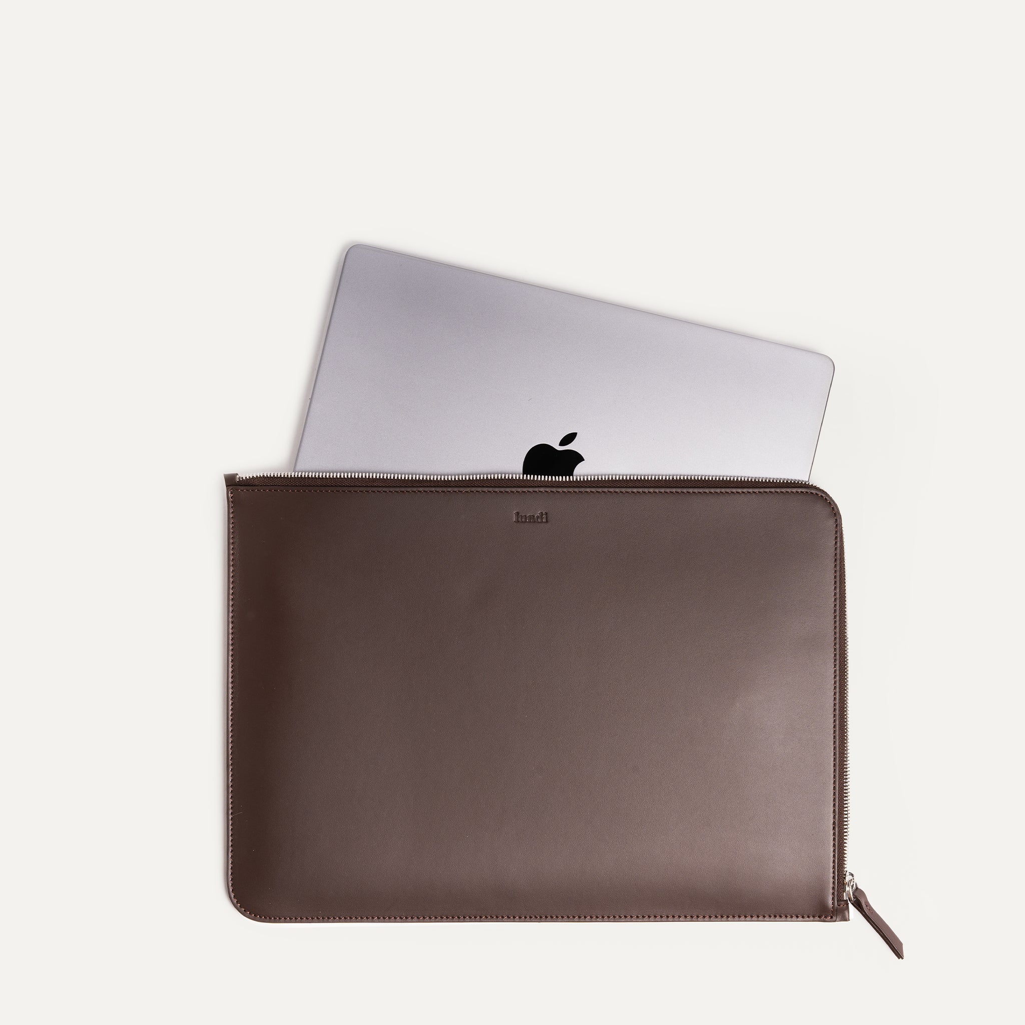 13 and 14-inch leather laptop sleeve| MAYA Chestnut