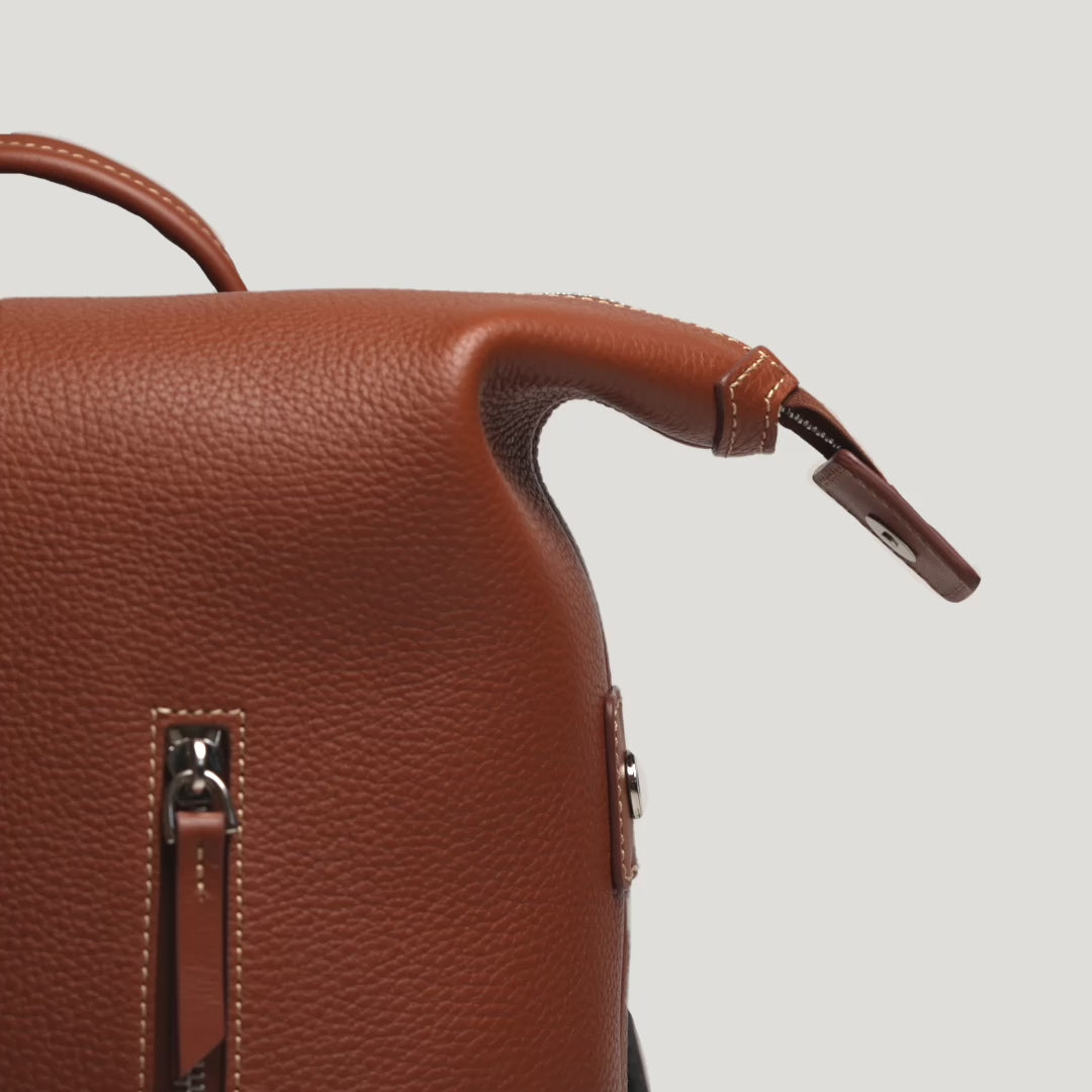 Cognac leather backpack Romeo | Leather laptop backpack – lundi