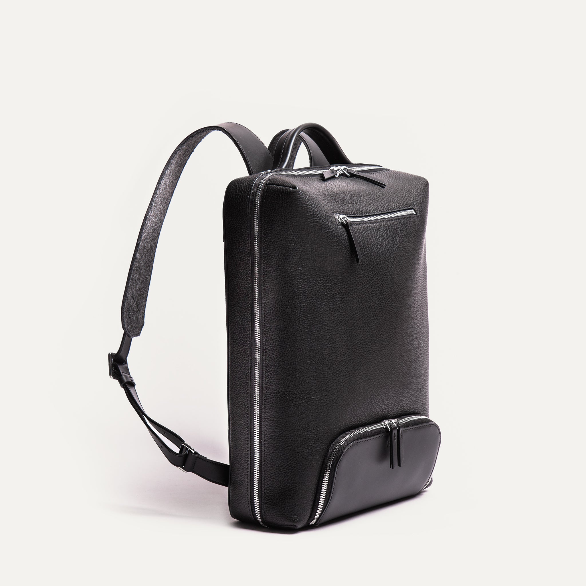 lundi Leather Backpack | GIANI Black