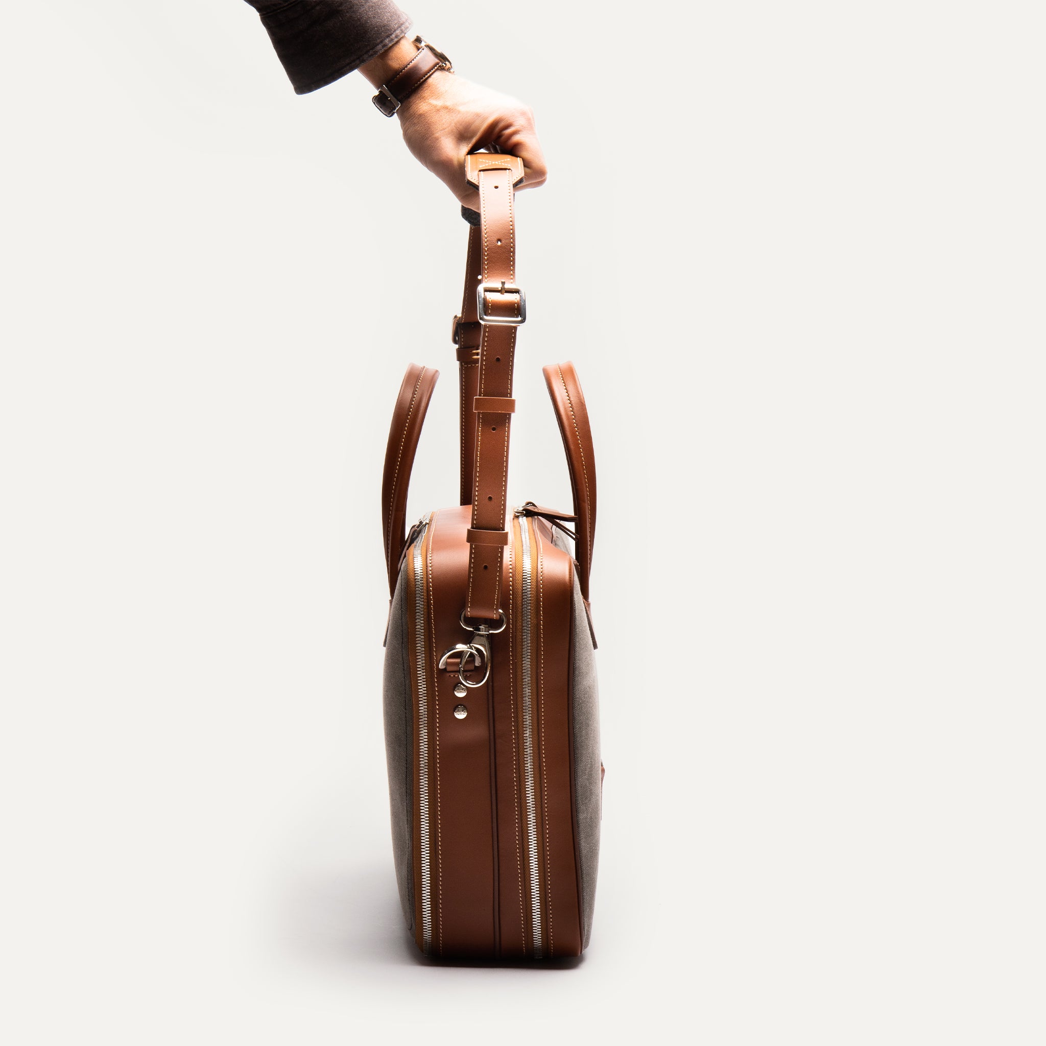 Sac ordinateur 36 heures lundi | CONALLY Gris & Cognac