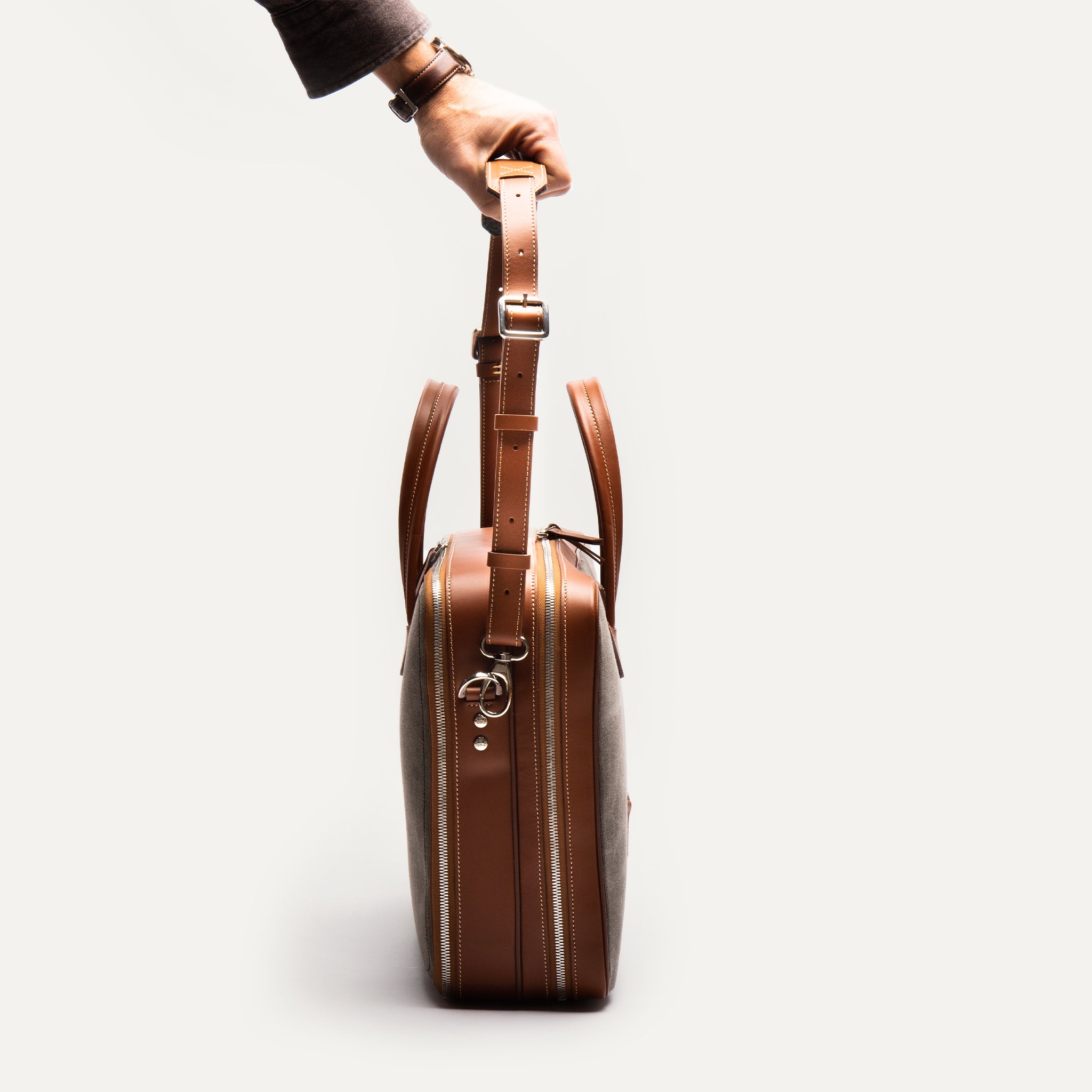 lundi 36-hour Travel Bag | CONALLY Gray & Cognac