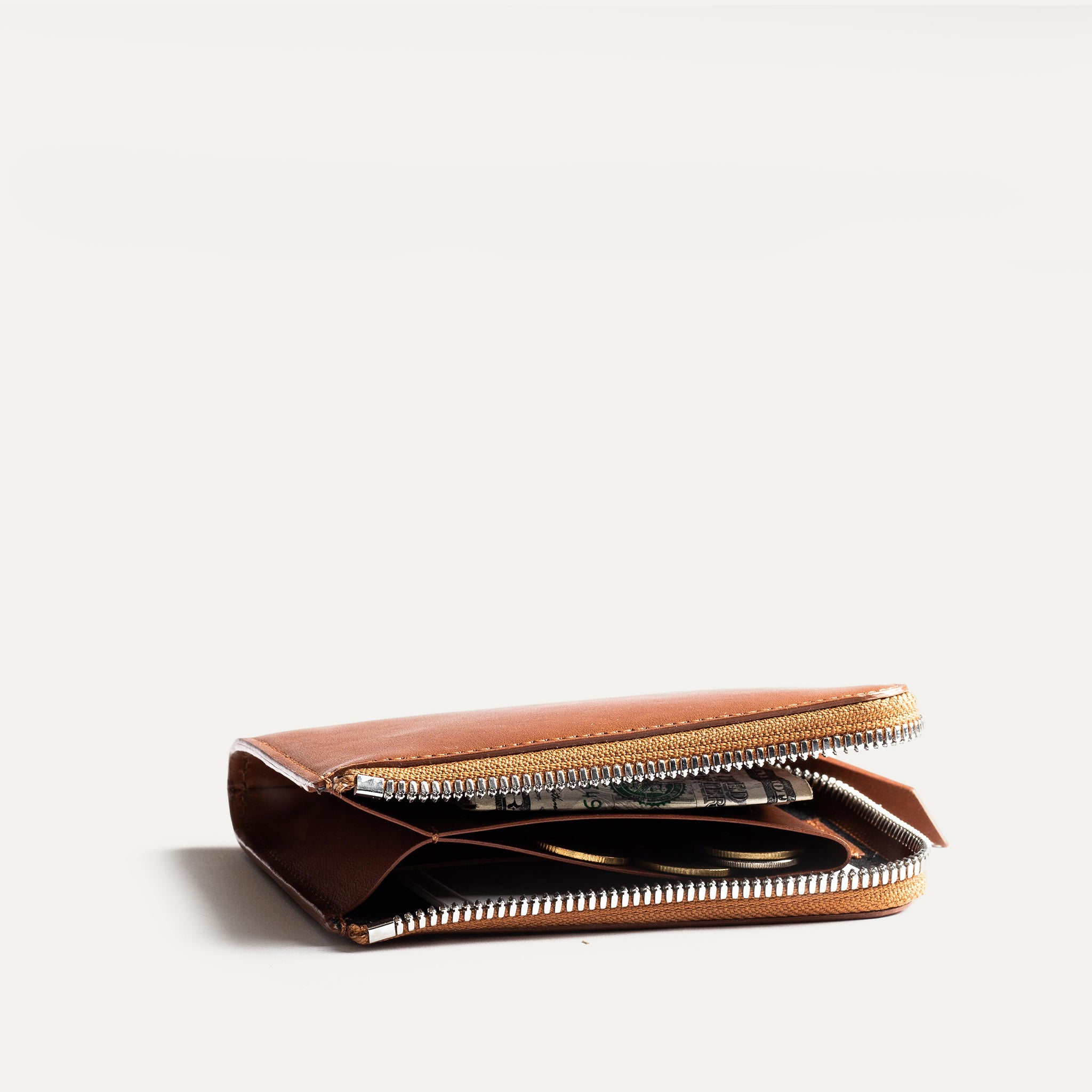 lundi Leather Wallet | CHARLES Cognac