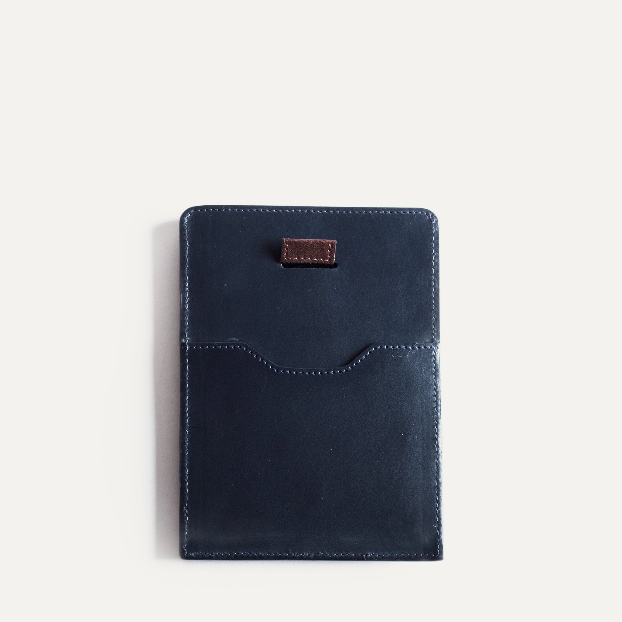 lundi leather Passport Wallet | FLETCHER Navy